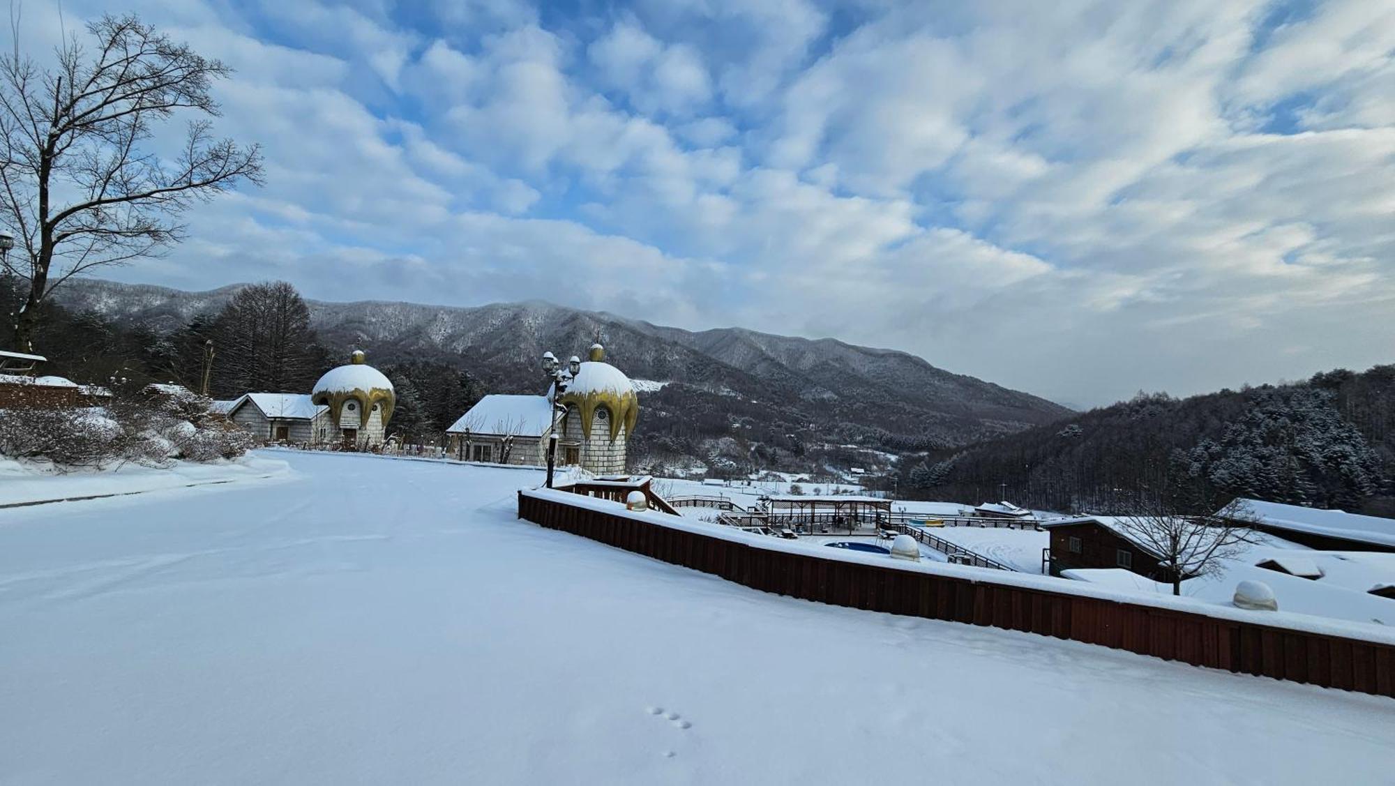 Elf Resort Hotel Pyeongchang Eksteriør bilde